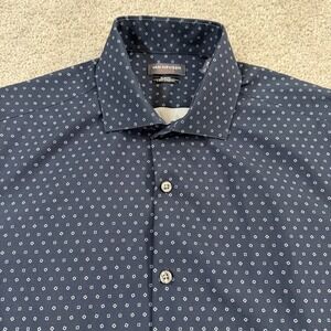 Van Heusen Traveler Dress Shirt M 15.5 32/33 Geometric Blue Slim Fit Stretch